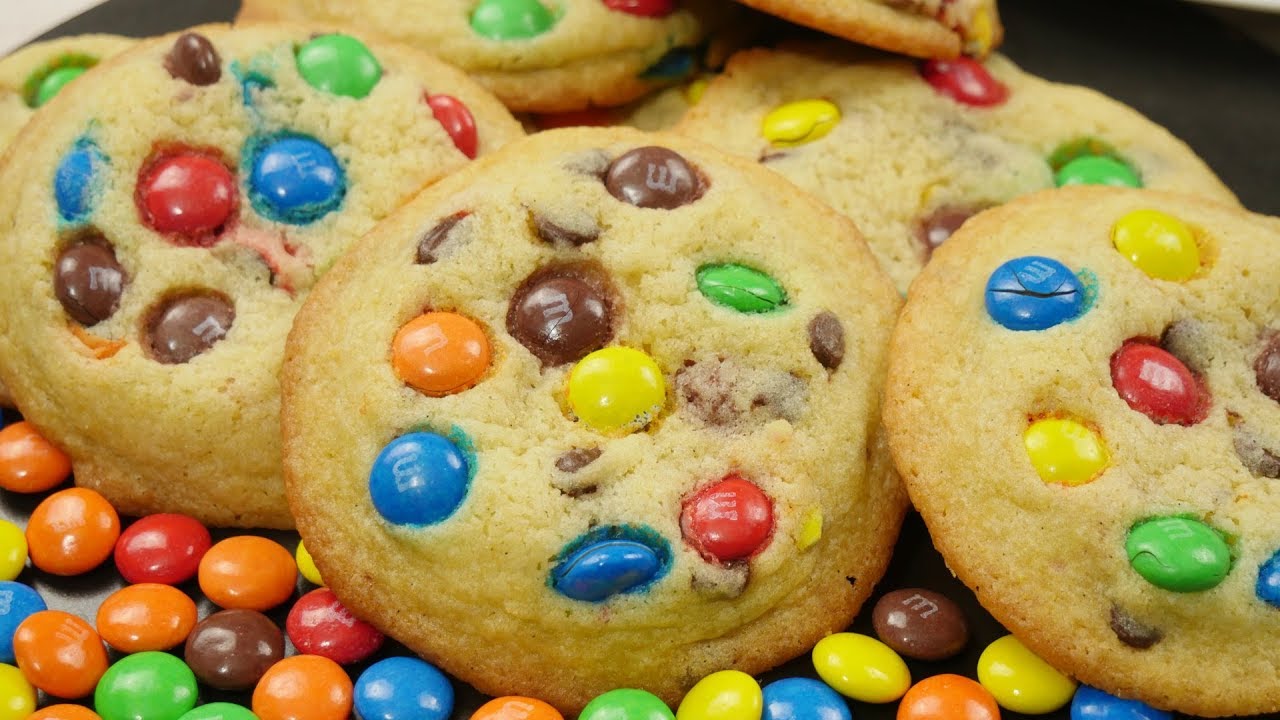 Chocolate Chip M&amp;M Cookies | Chewy und super lecker! - YouTube