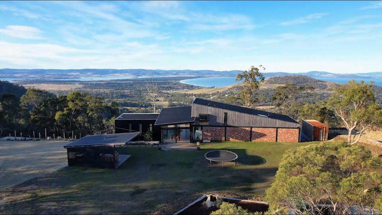 274 Acton Drive, Acton Park Presented by Todd Pepper Nest Property