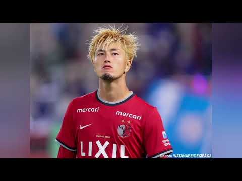 📸鹿島・鈴木優磨に“背中ポンポン”💞FC東京・長友ジュニアの微笑ましい一幕が話題沸騰🔥⚽