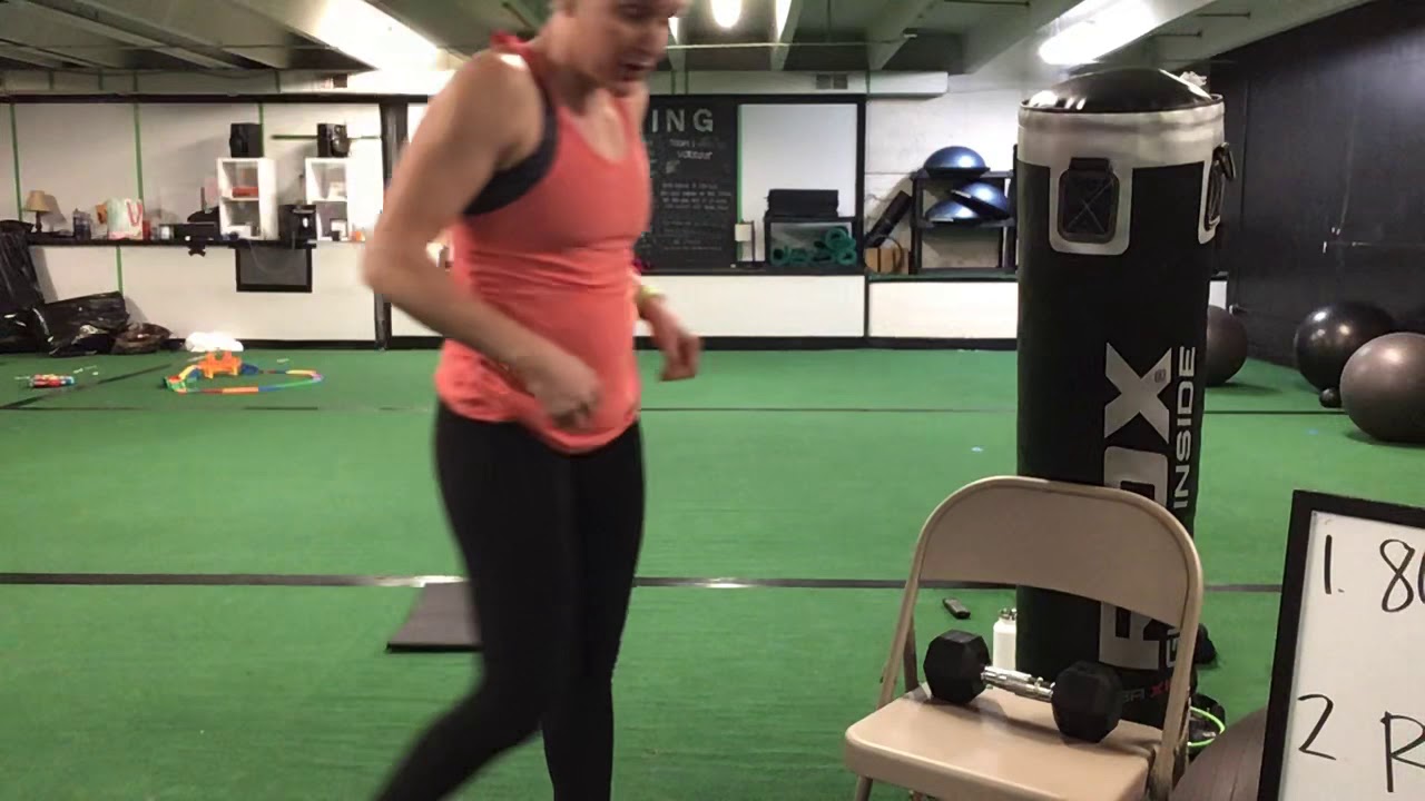 10 minute bookends with a 10 exercise circuit in the middle 💚💪 YouTube