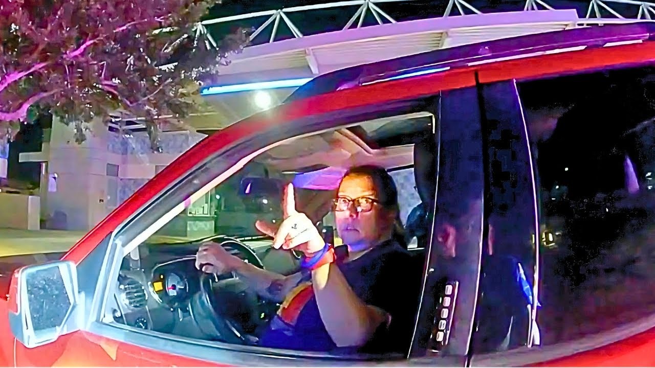 Drunk Woman Has No Idea She’s Been Driving Without Tyres - YouTube