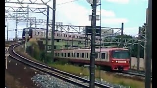 【特急車両の立体交差❗】名鉄1200系-1000系 2302F-2203F 名古屋.岐阜方面 神宮前入線