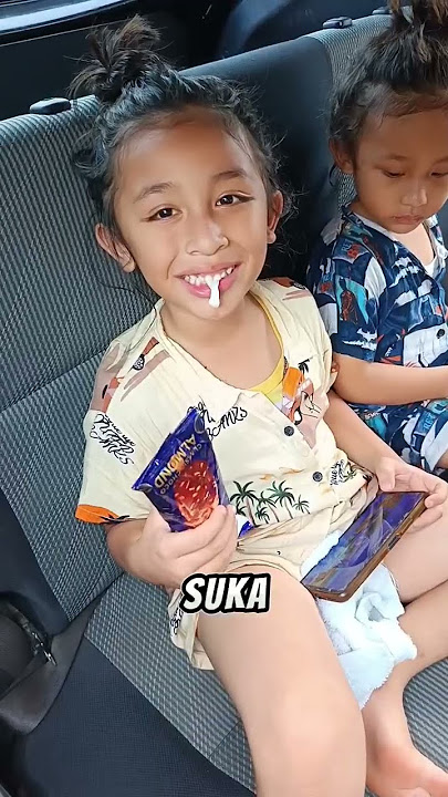 Ara's Reaction After Having Her Tooth Pulled, Mom Brought Her Ice Cream. Ara Likes Mom 🍦🤤❤