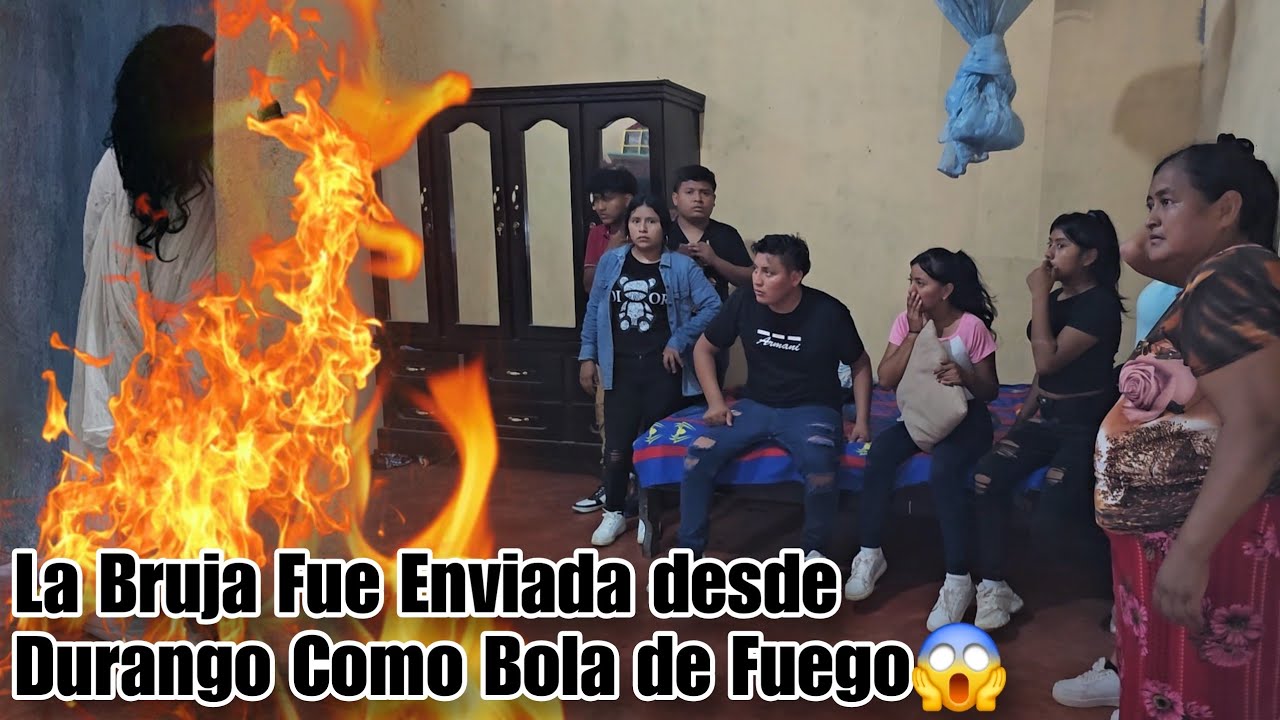 Santo Dios La Bruja Se Metio Al Baño, Gritamos Cuando La Oimos Bañarse en el Baño de Kevin😱