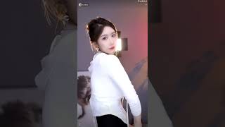 迷人的黎闪电20230917084411