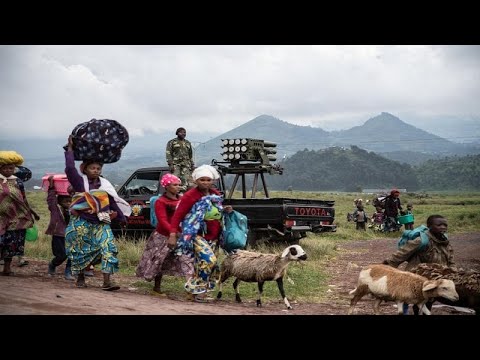 Thousands flee as fighting between the Congolese army and M23 rebels continues