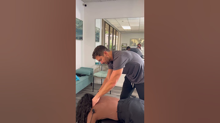 Her first time to a chiropractor and her upper back has finally been released #chiropractor #pain