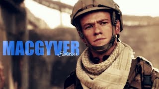 ANGUS MACGYVER - Soldier