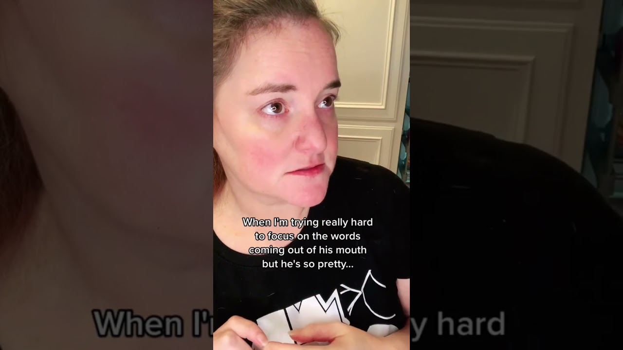 I know this is bad but when he's pretty I lose focus. 