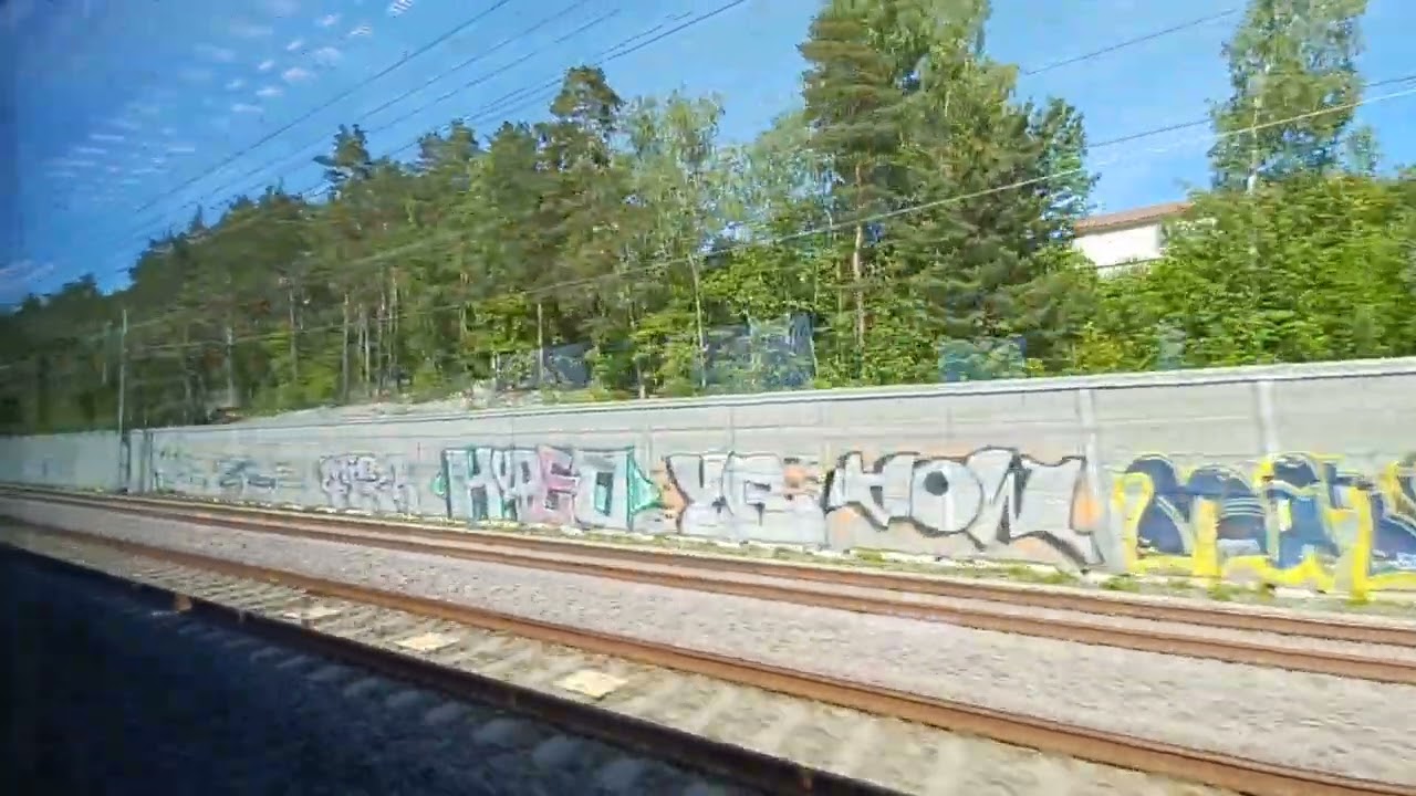 Pendeltåg Från Jakobsberg Till Kallhäll