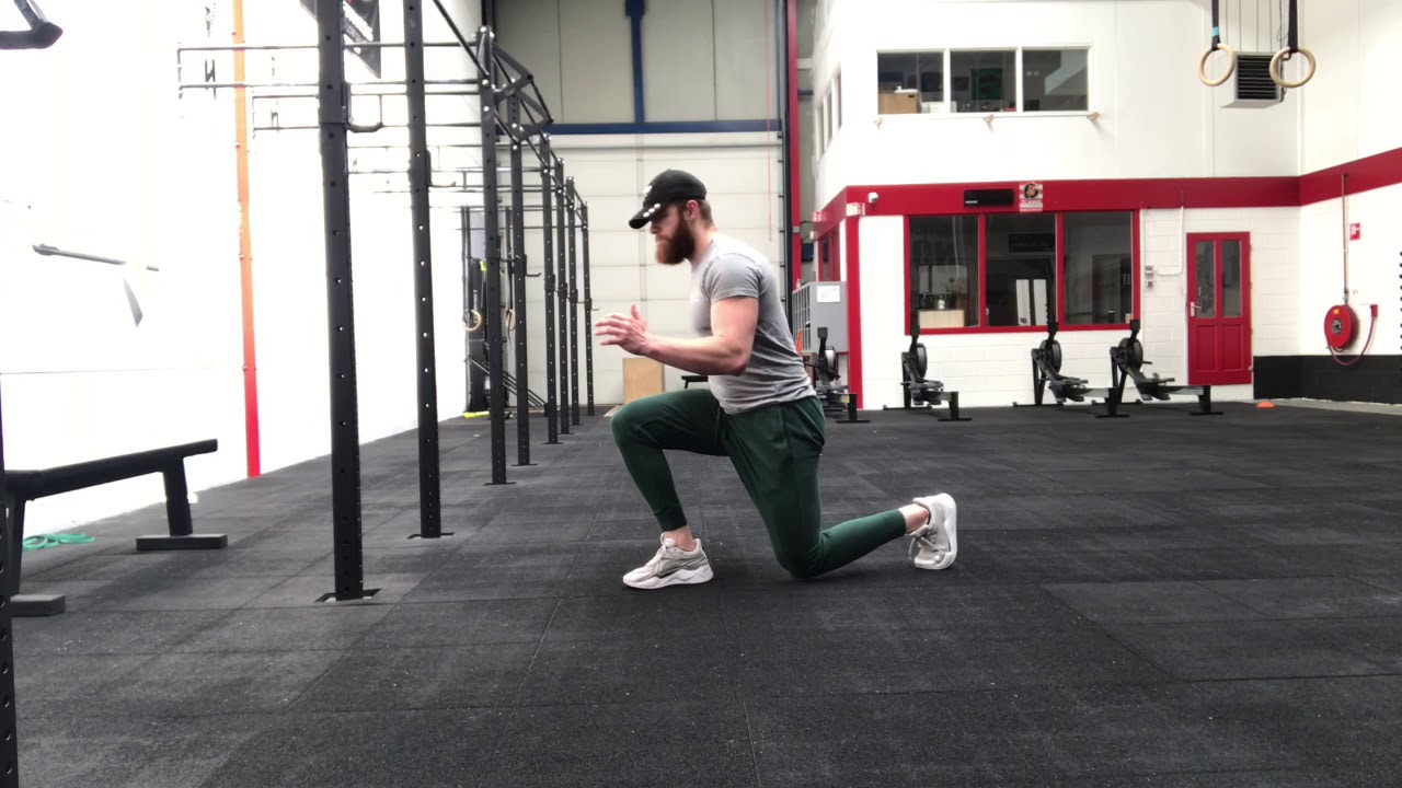 Reverse Lunge Into Single Leg Vertical Jump - YouTube