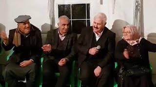 Lokmanlı Mahmut Yeğeninin Düğününde Söylüyor Mutlaka dinle Yeni Video kürtçe Dengbej Mahmude lokmoni Resimi