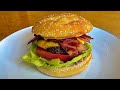 Hamburguesa Excelente por menos de $2.500 (usd$3.3)