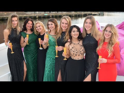 De vrouwen verlaten Utopia! - UTOPIA (NL) 2017