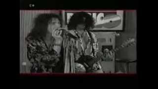 Video thumbnail of "Aerosmith   "Cryin' "  Acoustic Television performance"