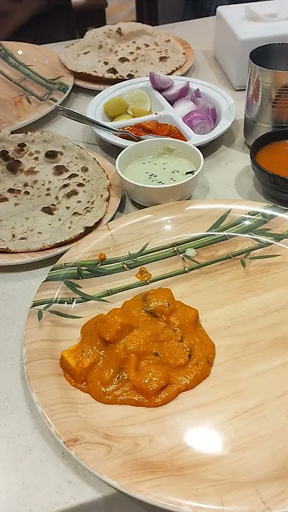 Delicious food in Borivali #paneermakhanwala#dosa#paavbhaaji#mumbaifood#tastyfood#borivalifood