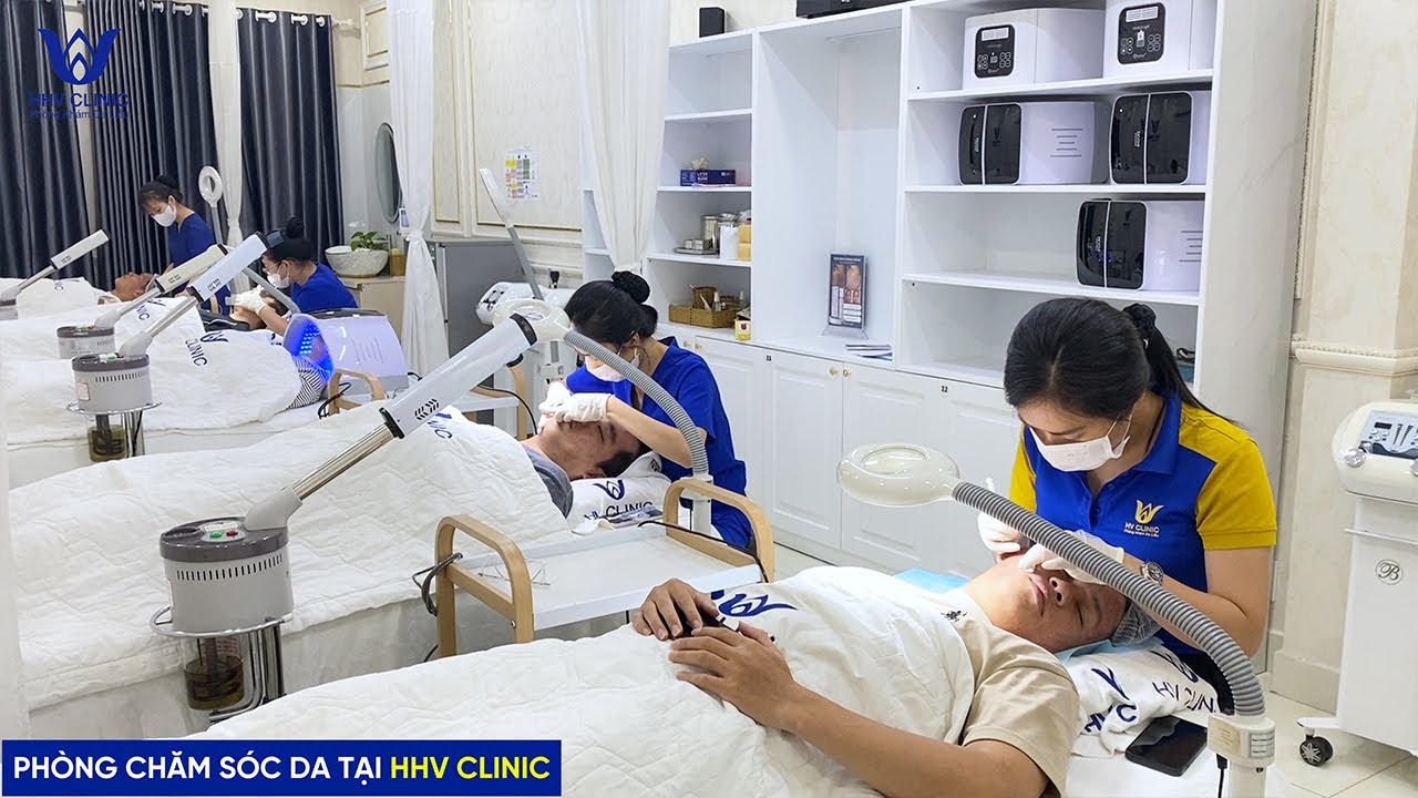 Sảnh chờ HHV Clinic kín lịch từ sáng – khởi đầu ngày mới đầy năng lượng và tin yêu 💚