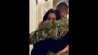 Soldier Surprises Girlfriend In Time for Christmas #homecoming #cominghome #soldiercominghome