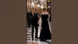 Something is missing by king Felipe in gown #familiarealespañola #felipevi #letizia #catherine