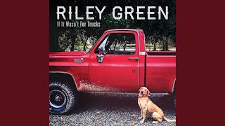 Riley Green - #throwbackthursday to the backwoods version of myself  #countrymusic #beardgame #theflow