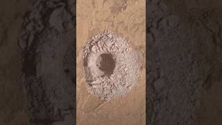 Отверстие на Марсе, просверленное марсоходом Curiosity