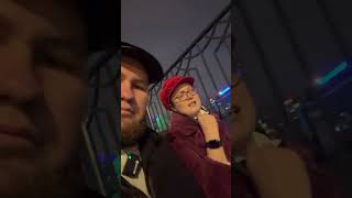 Тромбы на фоне вечерней Москвы