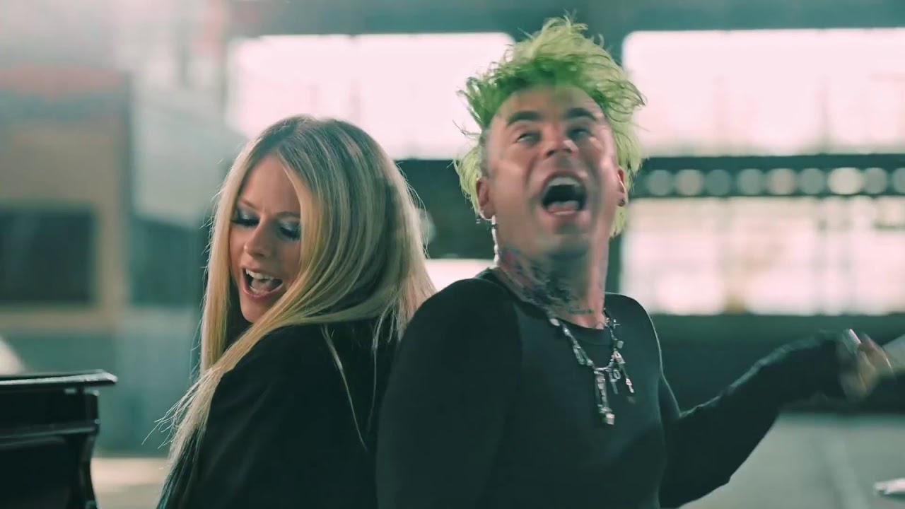 Mod Sun Flames Feat Avril Lavigne Official Video Youtube 