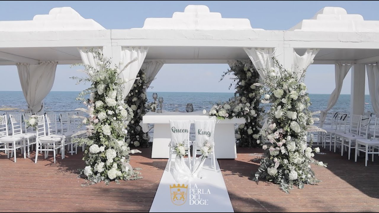 Lovely Civil Wedding | La Perla del Doge