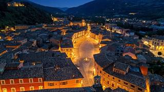 Italy's Most Beautiful Elliptical Square: SAN SEVERINO MARCHE After Dark 🇮🇹 4K UHD screenshot 2