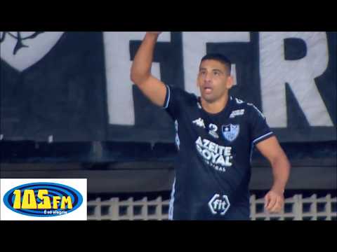 Problema técnico faz comentarista virar narrador na 105 FM em jogo do Brasileirão