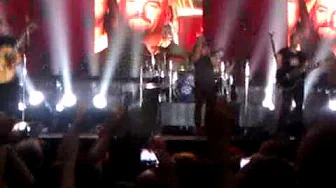 Nickelback (ft. Chris Daughtry) Rockstar Nickelback (ft. Chris Daughtry) Rockstar