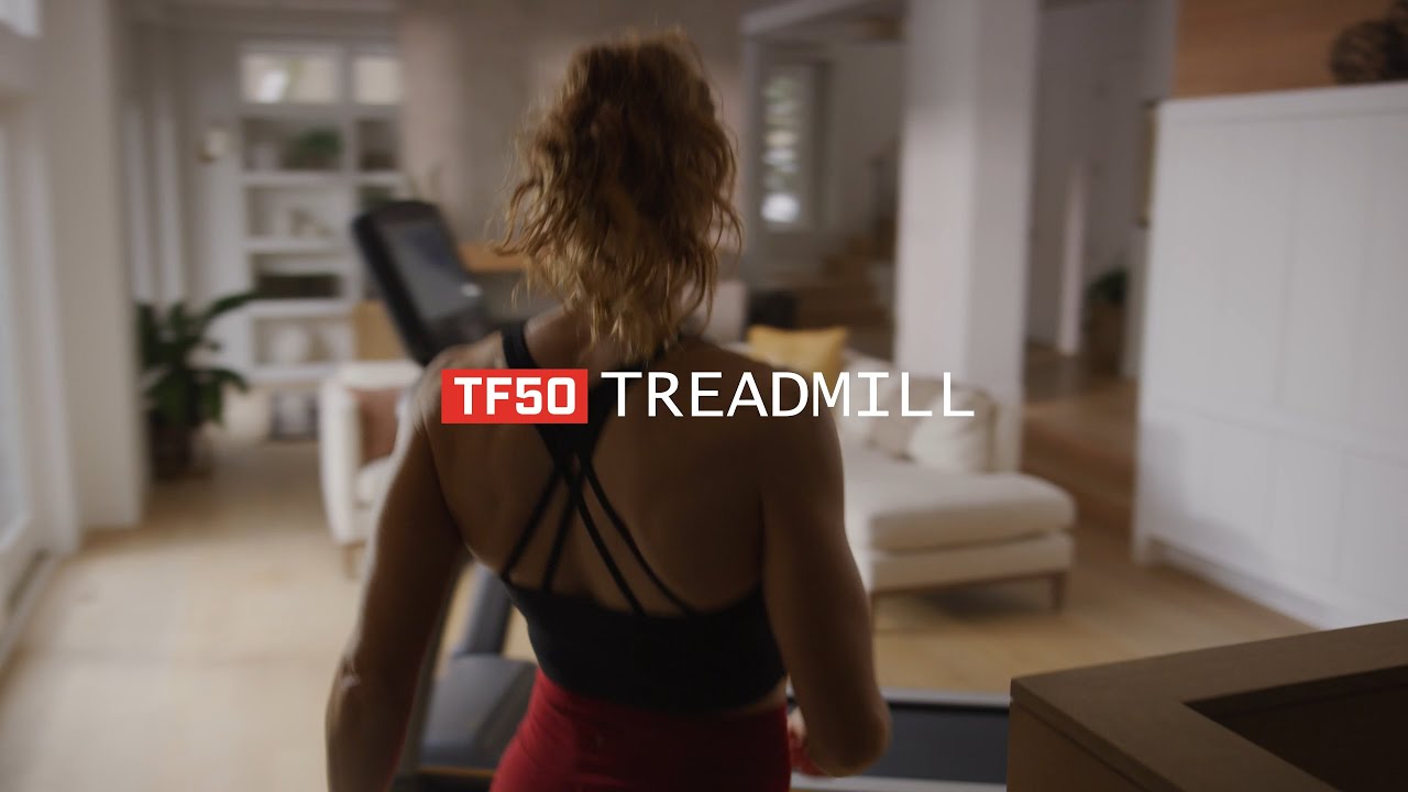 Cinta de correr Matrix Treadmill TF50: Experimenta un entreno natural con  una superficie de carrera más larga - Tienda Fisaude
