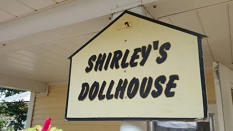 Farewell, Shirley's Dollhouse! (Wheeling, IL)