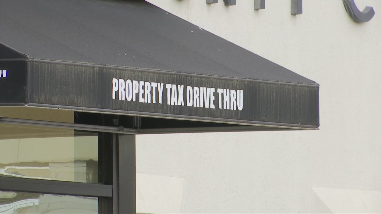 Drive-thru and drop off: Boyd County sheriff makes tax payments easier
