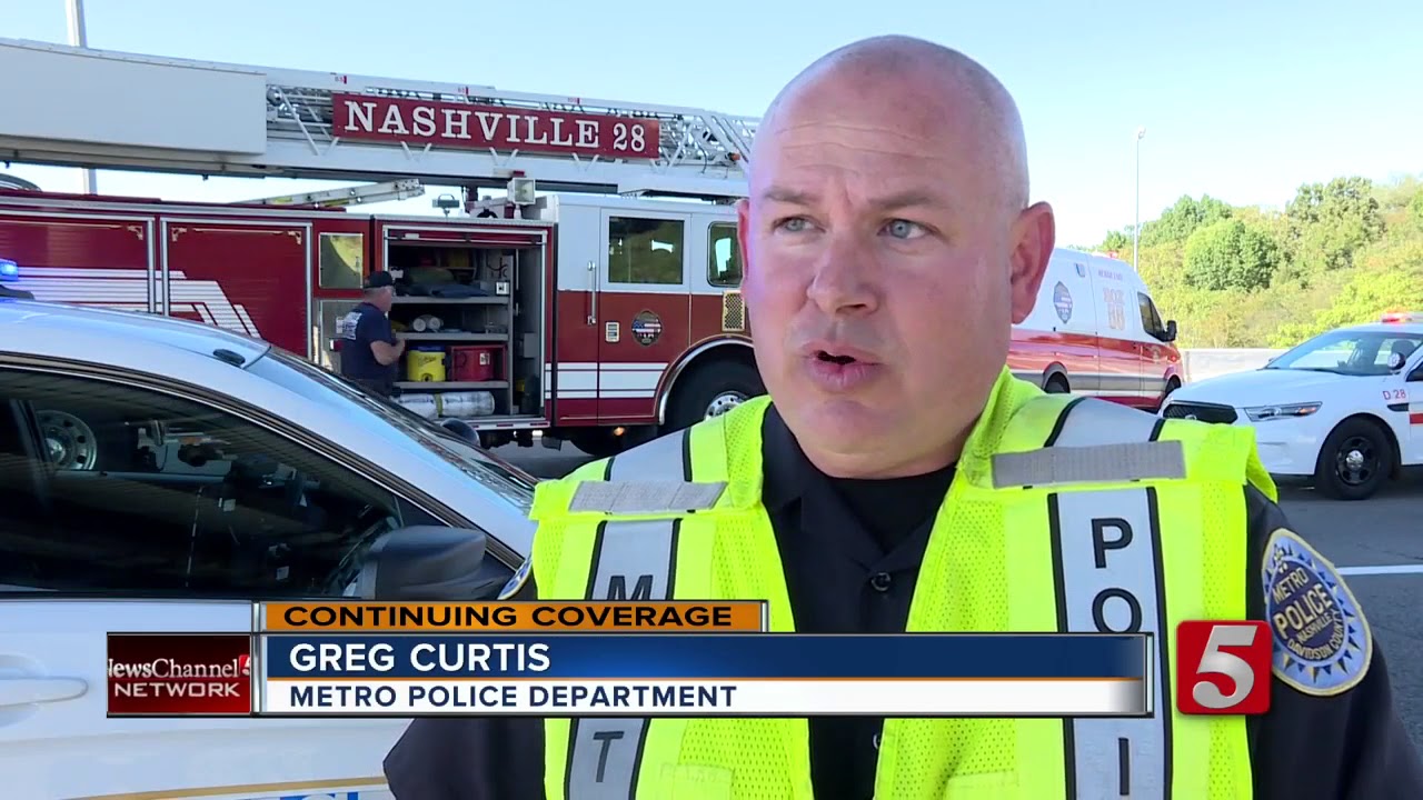 Briley Parkway Reopens After Cattle Truck Crash - YouTube