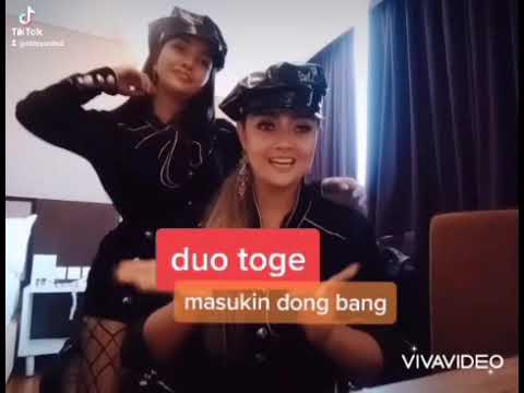 Masukin Dong Bang ( benang jarum)