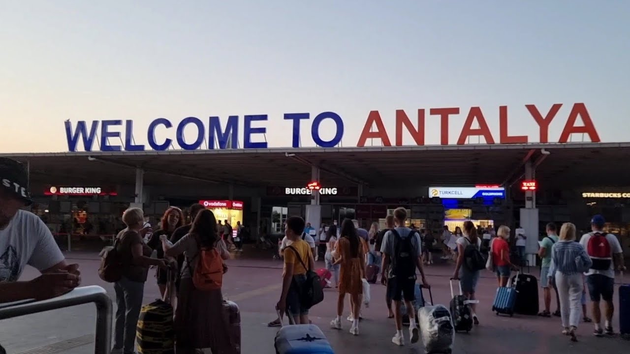 Аэропорт Анталья. Видео обзор аэропорта в Анталье. Аэропорт Анталия как далеко от города.