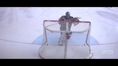 David Leggio Pushes Pegs Off During Breakaway DEL