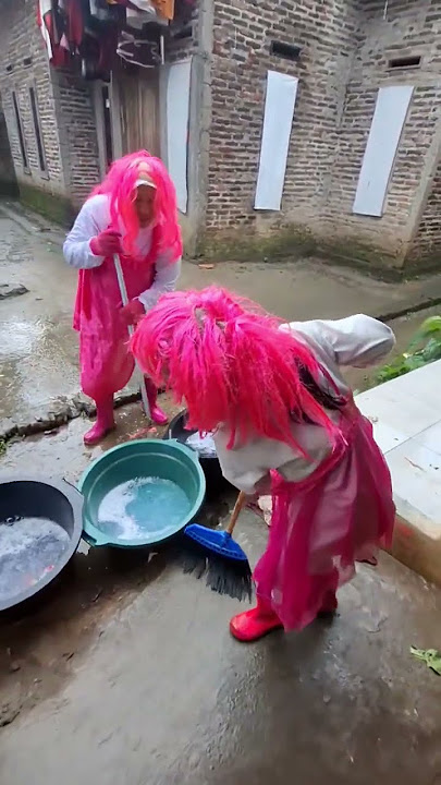 Berbi besar berbi kecil ke banjiran inih