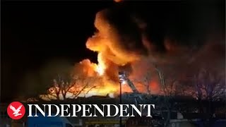 Industrial estate engulfed in raging blaze in North Somerset town screenshot 2