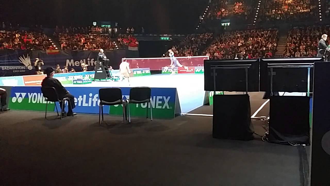 Lin Dan VS Chen Long All England Badminton 2015 - SF Part 1 (20150307 135731)