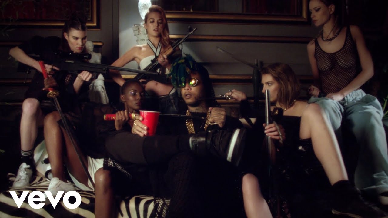 A-Trak - Push (feat. Andrew Wyatt) [Official Music Video] ft. Andrew Wyatt