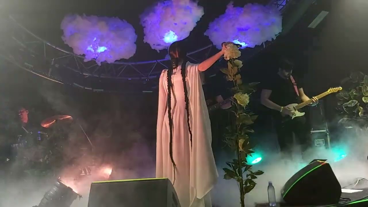 Девочка влюбилась в море. "ПолнаЛюбви", Марина Демещенко. Клуб Урбан, 27 мая 2022