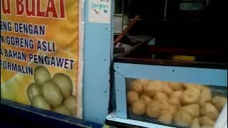 Tahu bulat,digoreng dadakan,di mobil,lima ratusan,hallow