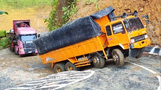 SUPIR UJI NYALI Truk Trailer Gagal Nanjak Truk Fuso 220Ps Trinton Kewalahan Tanjakan Ekstrim