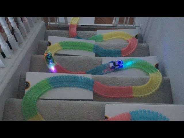 Ontel Magic Tracks Police Pursuit, Car toy with a 10ft Glow in The Dark  Race Track, For Ages 3+