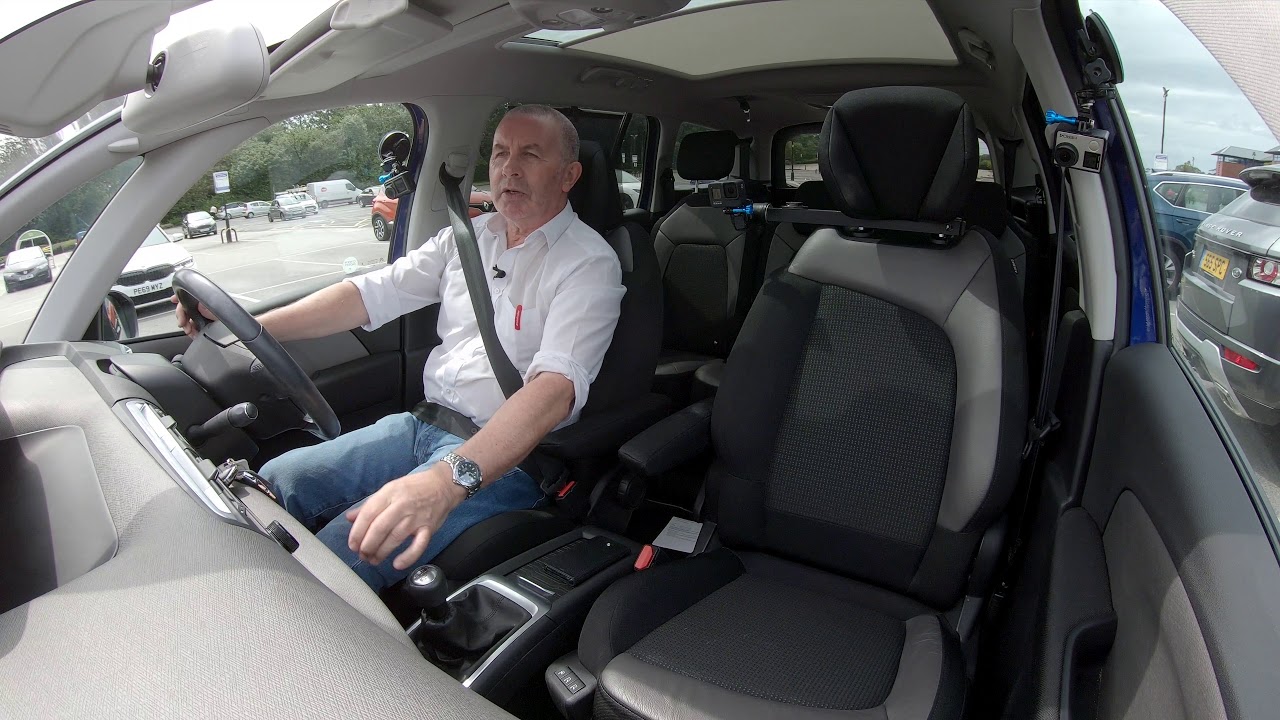 How To Operate The Park Assist On A 2017 Citroen Grand C4 Picasso YouTube how-to-operate-the-park-assist-on-a-2017-citroen-grand-c4-picasso-youtube