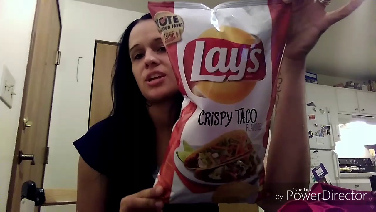 Taste testing Lay's crispy Taco potato chips