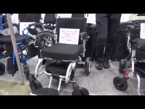 わずか2秒で開閉!? 最軽量電動車いす 「Foldawheel」 - YouTube