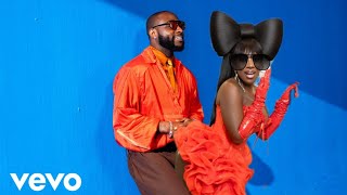Davido - Skelewu [ Official Music Video ]
